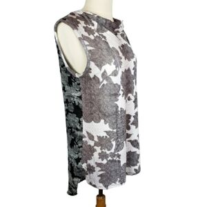 Cabi Tango Cowl Neck Sleeveless Top Style# 3057 Floral Two Tone Mixed Print